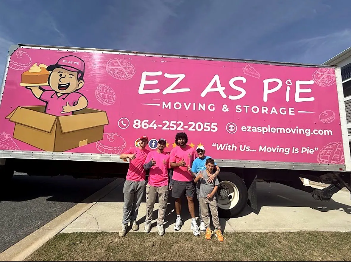 Happy family, moved EZ